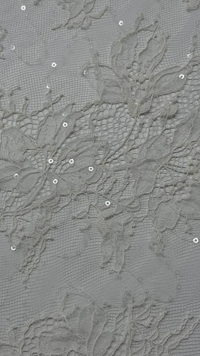 Corded lace fabric